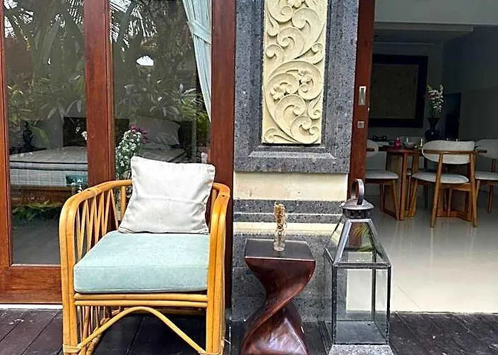 ホテル The Palm Ubud 2*